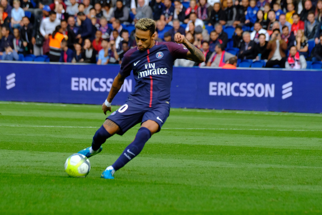 中超球队阵容分析：武汉三镇近期变化,（武汉三镇阵容最新动向：近期变化深度解读）