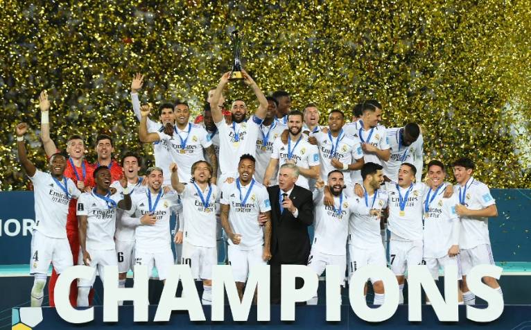 “童话小马一家”穿上彩色服饰 全面完工等你来打卡哈尔滨（李磊）