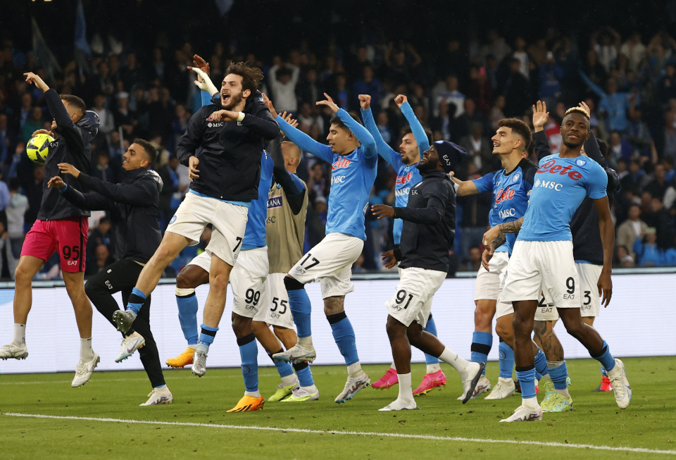 尤文官方：弗拉霍维奇已成功接受手术，将于明日开始康复计划