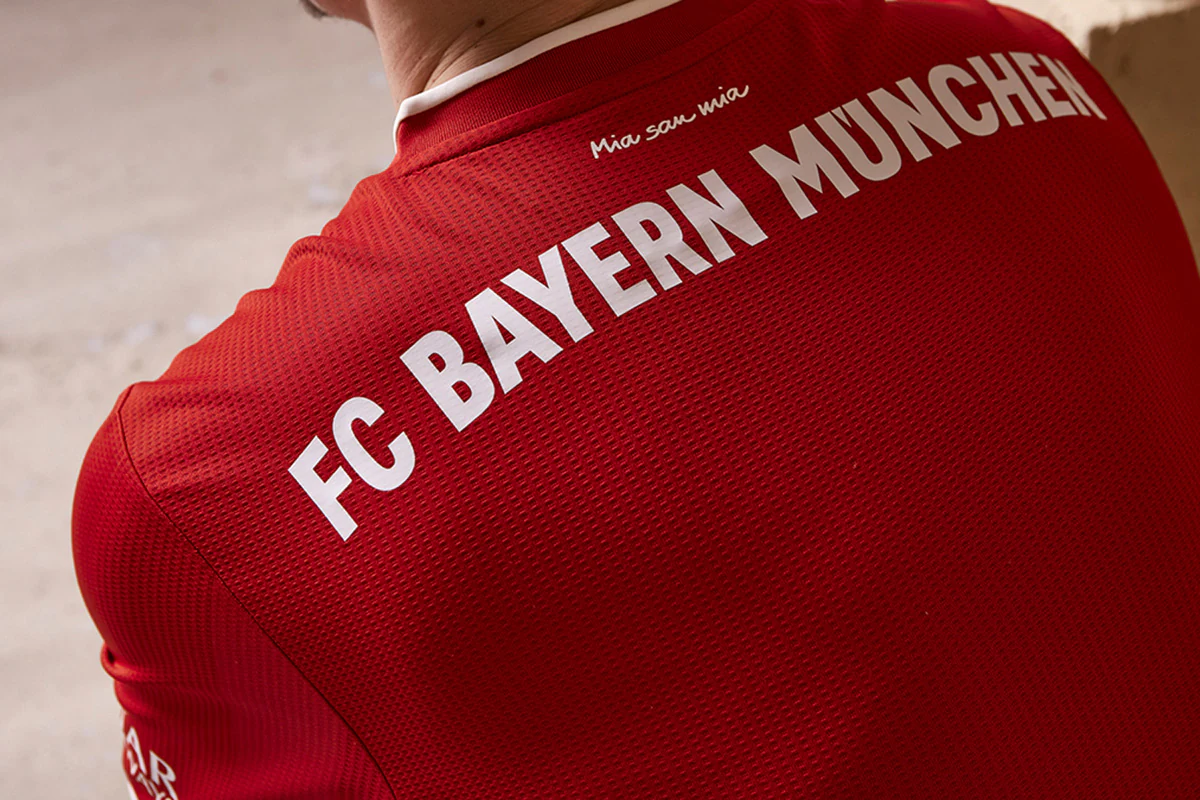 总局副局长张家胜会见阿迪高管，将在青少年足球领域开展合作（张家胜副局长会晤阿迪高层，将推进青少年足球合作）