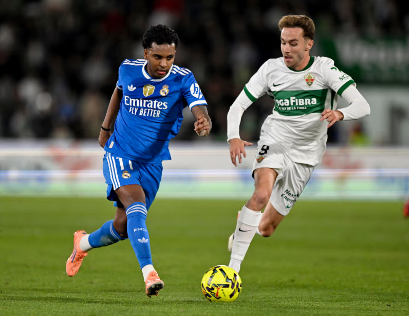 巴萨副主席：当前票价确实偏高；正为梅西准备他值得的致敬（巴萨副主席承认票价过高：正筹备对梅西的应有致敬）