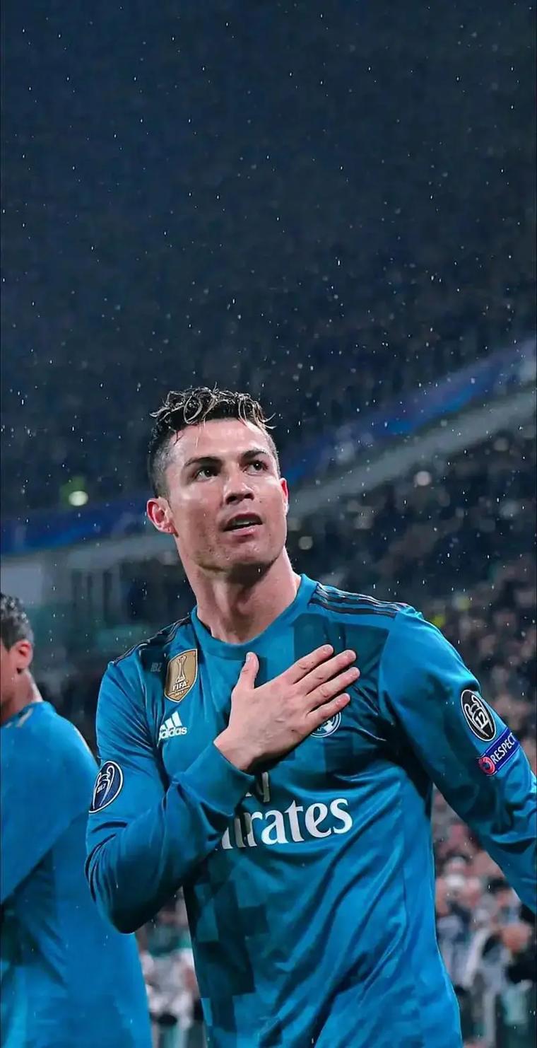 阿尔巴：亚马尔与梅西根本没有可比性；梅西是GOAT（阿尔巴：亚马尔无法与梅西相提并论，梅西才是史上最佳）