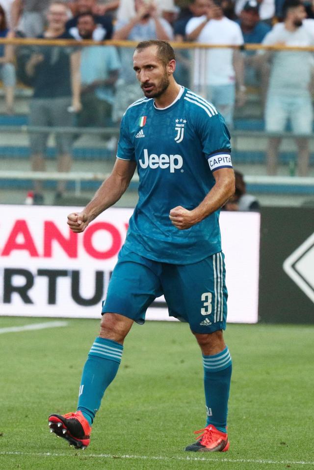 米兰故意输给拉齐奥就为了放弃意大利杯？在我看来简...（米兰对拉齐奥故意放水只为弃意大利杯？我不这么认为）