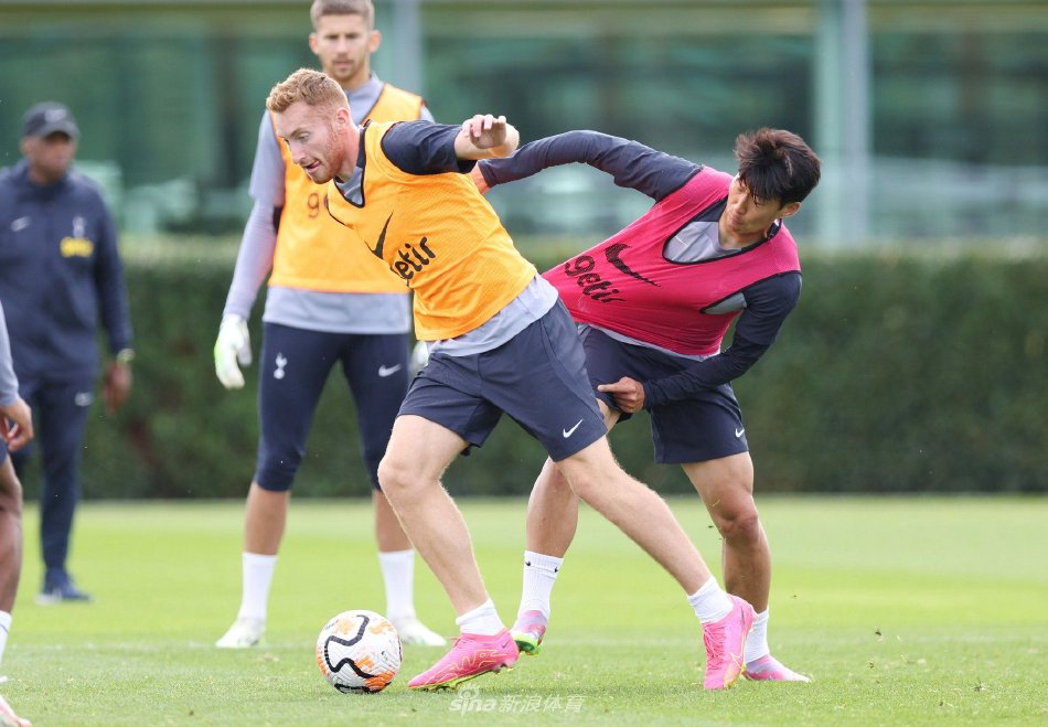 山东泰山达成中国顶级联赛总积分1500分里程碑，为中超首队