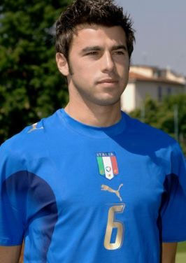 投篮靠谱！浙江新外援兰道夫14中8贡献28分，三分5中4（手感火热！浙江新援兰道夫14投8中砍28分，三分5投4中）