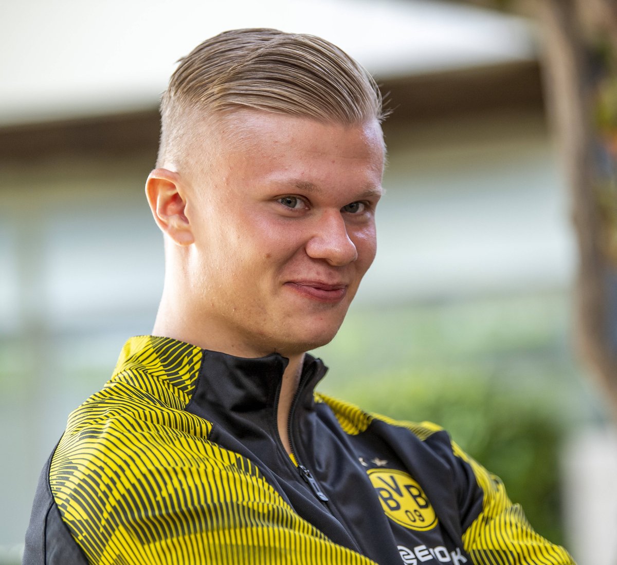 曼联7000万英镑签约计划获批，经纪人证实“计划”已在进行中（曼联7000万镑引援获绿灯，经纪人：流程已启动）